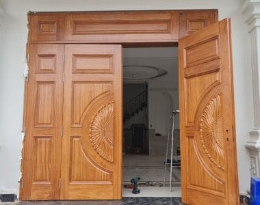 những mẫu cửa gỗ tự nhiên đẹp