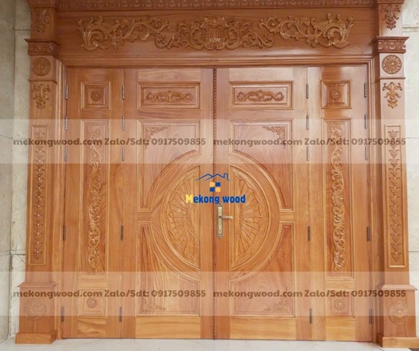 thiết kế mẫu cửa gỗ 4 cánh đẹp
