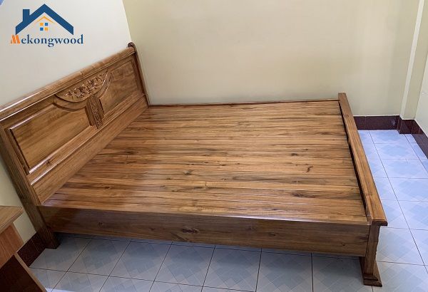 giường gỗ tràm giá rẻ
