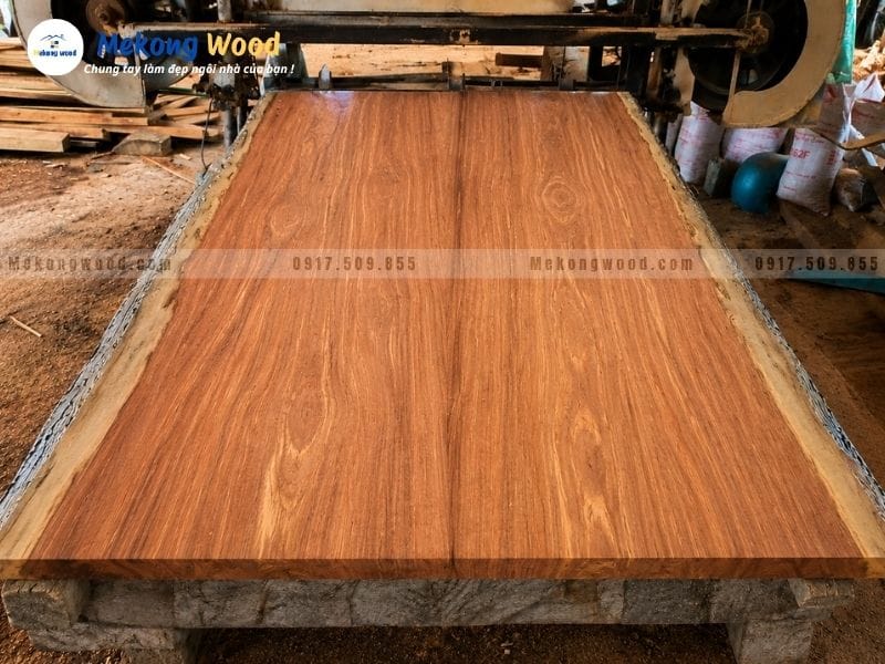 Hình ảnh vân gỗ gõ đỏ đẹp