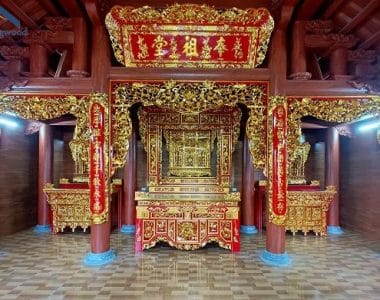 mẫu cửa võng phòng thờ sơn son thiếp vàng