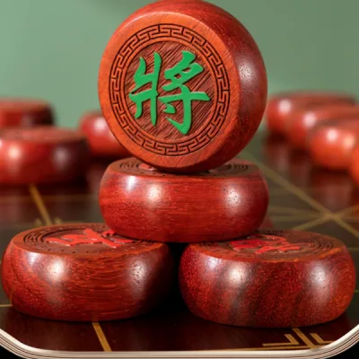 bộ bàn cờ tứơng gỗ đàn hương huyết