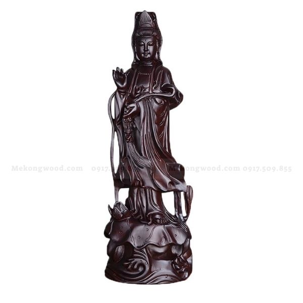 tượng phật bà quan âm đứng trên lá sen