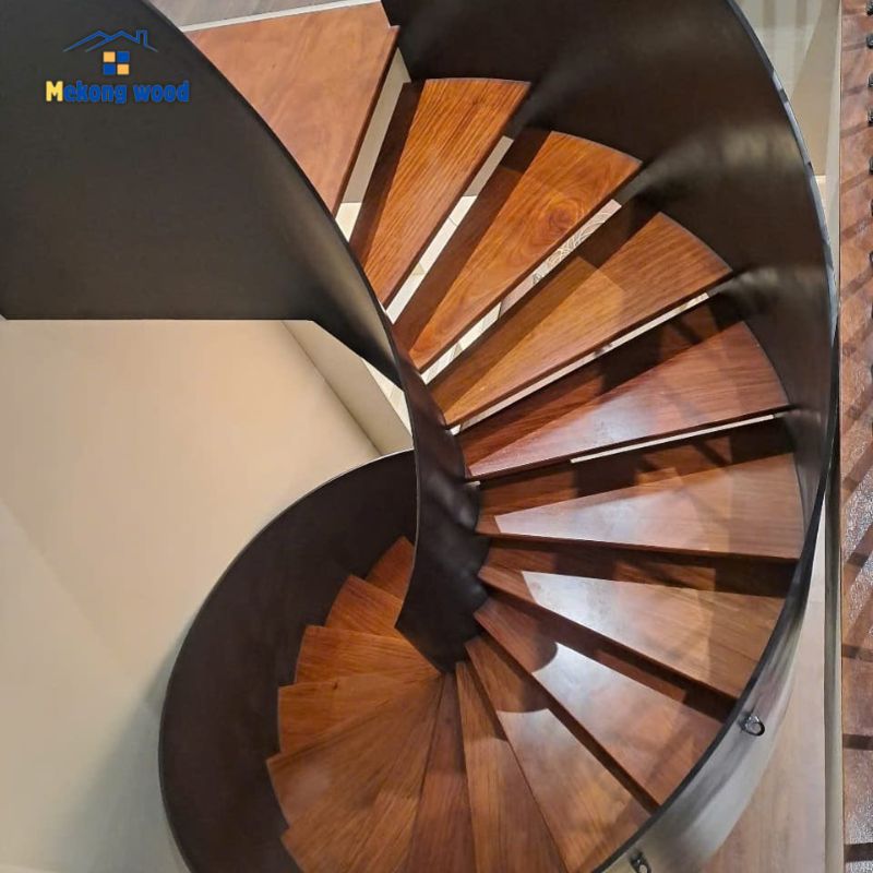 hình ảnh cầu thanh xoắn ốc trong nhà