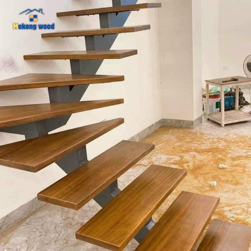 kích thước và kỹ thuật của cầu thang xương cá