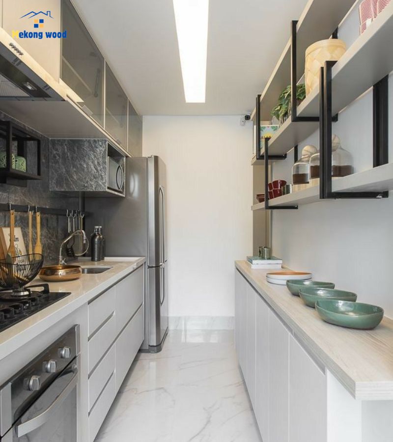 mẫu tủ bếp song song nhỏ gọn cho căn hộ nhỏ