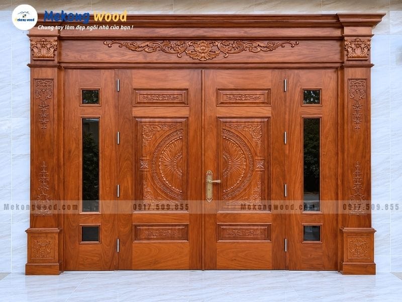 Mẫu cửa gỗ 4 cánh gỗ cam xe dành cho nhà phố và biệt thự