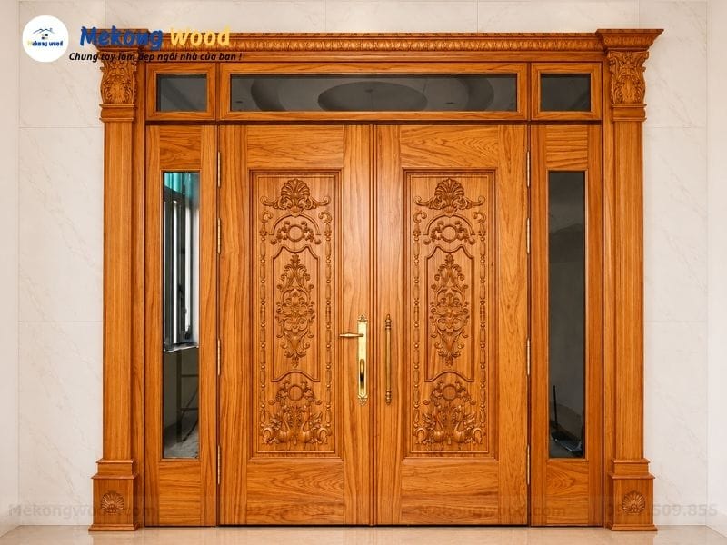 Hình ảnh cửa chính gỗ gõ đỏ tân cổ điển 4 cánh sang trọng