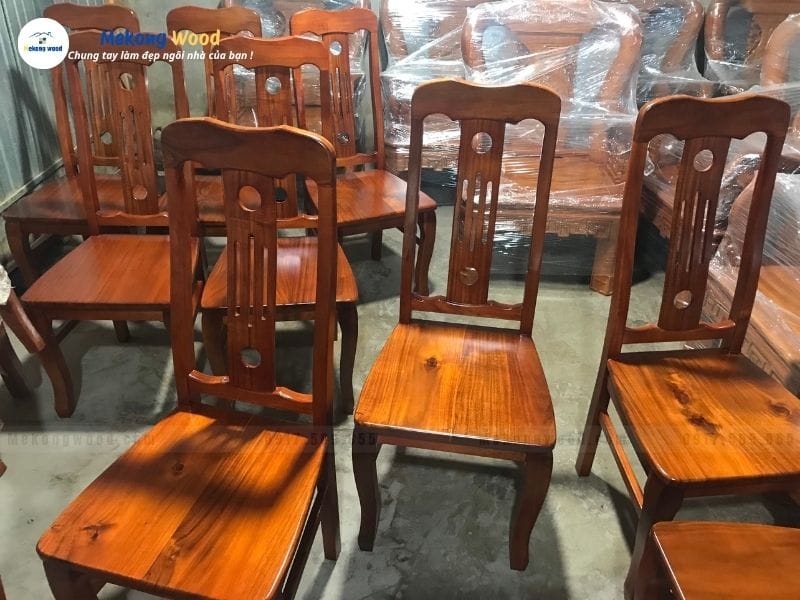 Hifnharnh ghế hội trường gỗ tràm tại xưởng sản  xuất